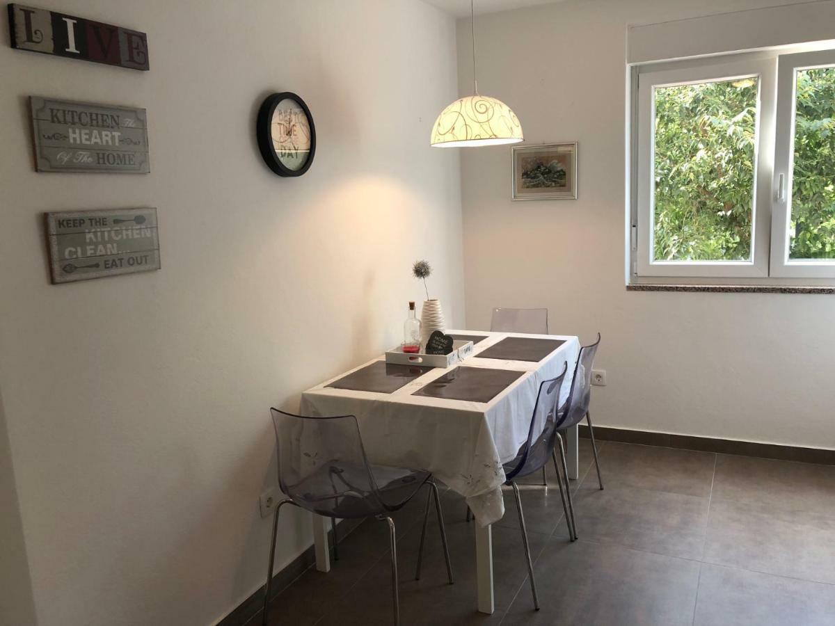 Apartment Safran Novigrad  Exterior photo